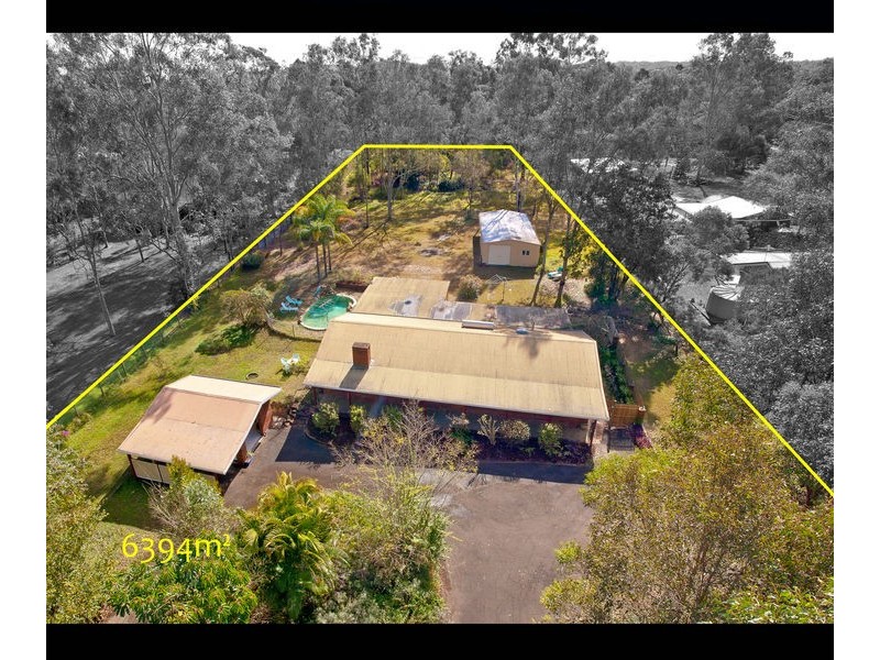 587 – 589 Junction Road, Barellan Point QLD 4306