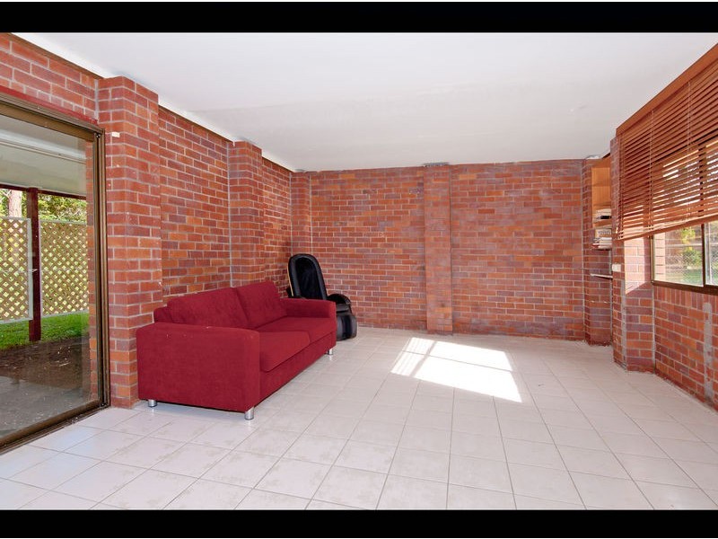587 – 589 Junction Road, Barellan Point QLD 4306