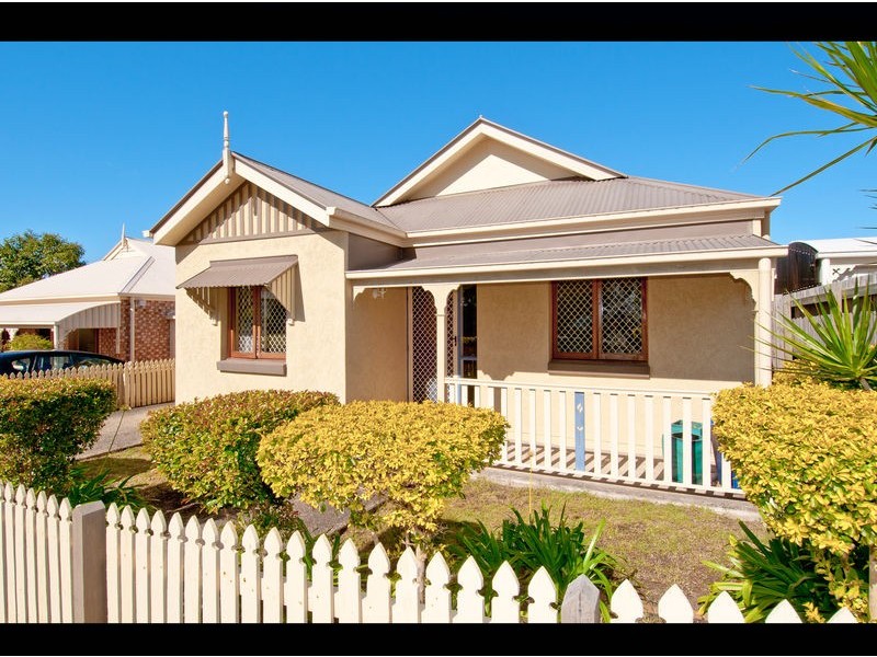 8 Solea Close, Forest Lake QLD 4078