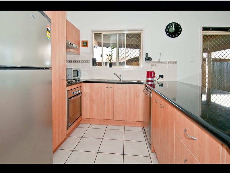 8 Solea Close, Forest Lake QLD 4078