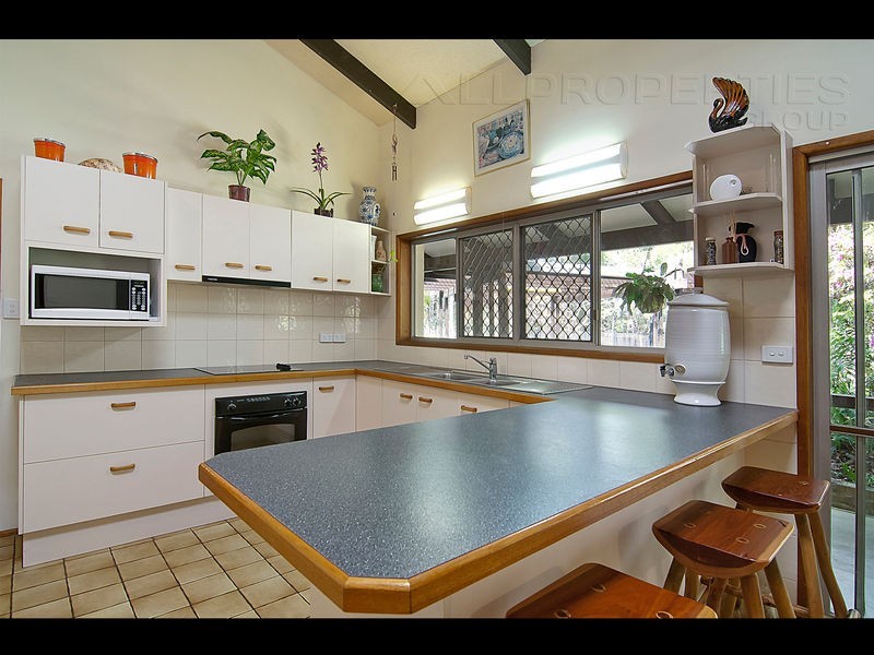 11 Pimpala Street, Loganlea QLD 4131