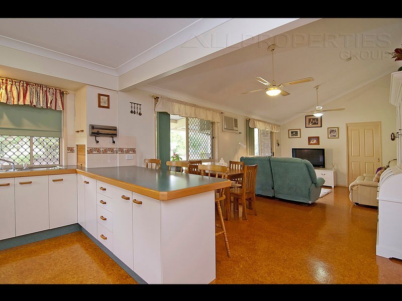 9-13 Coalstoun Court, Munruben QLD 4125