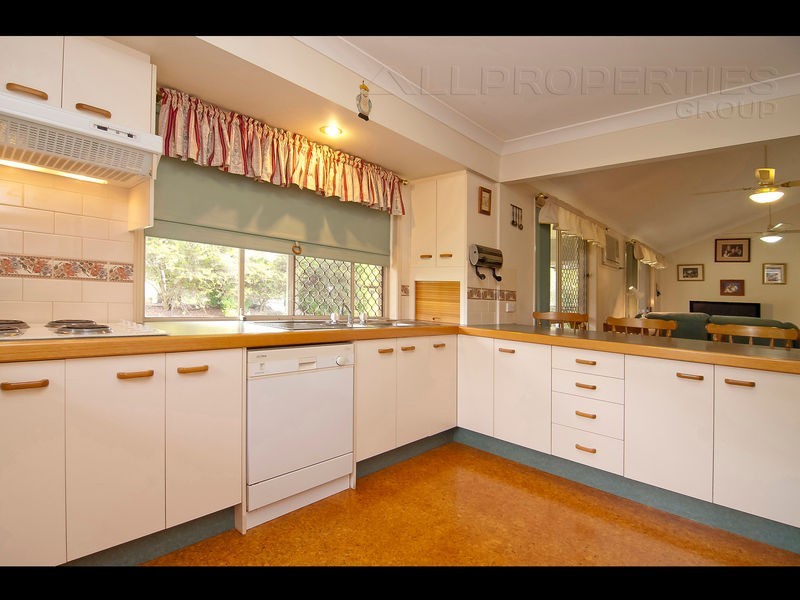 9-13 Coalstoun Court, Munruben QLD 4125