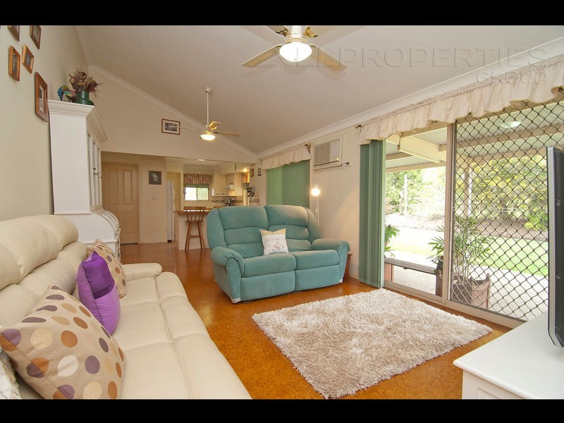 9-13 Coalstoun Court, Munruben QLD 4125