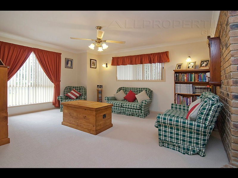 9-13 Coalstoun Court, Munruben QLD 4125