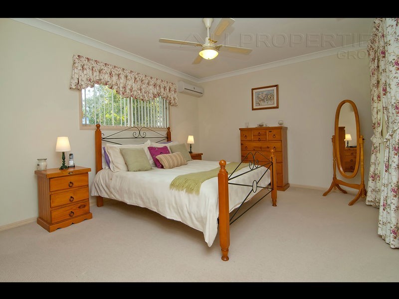 9-13 Coalstoun Court, Munruben QLD 4125