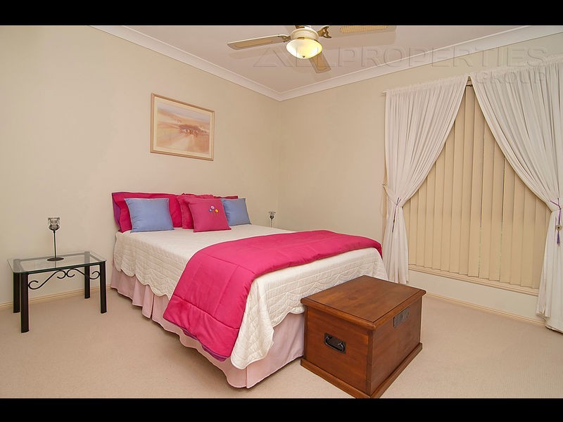 9-13 Coalstoun Court, Munruben QLD 4125