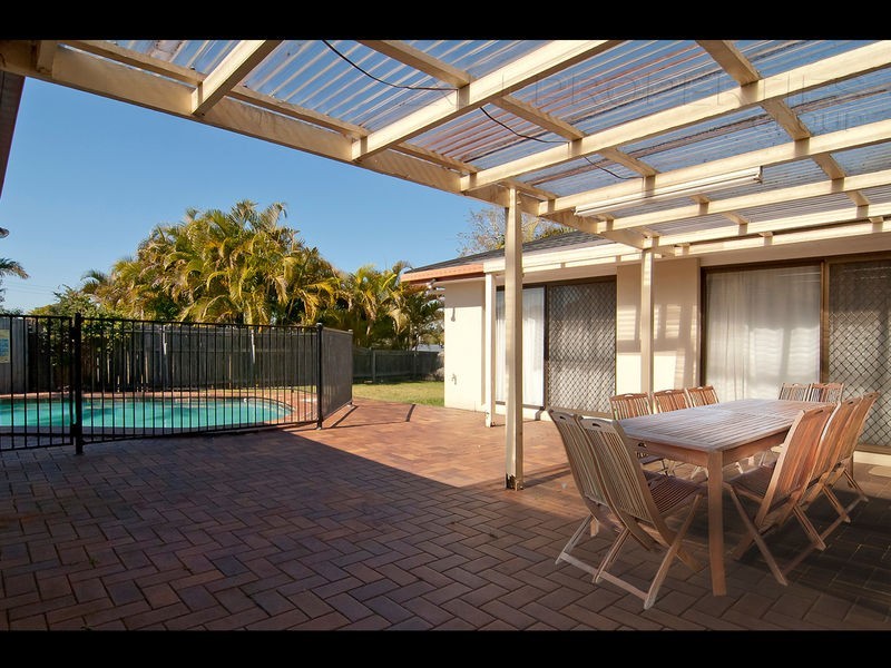 37 Brentwood Drive, Daisy Hill QLD 4127