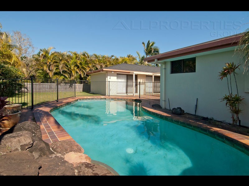37 Brentwood Drive, Daisy Hill QLD 4127
