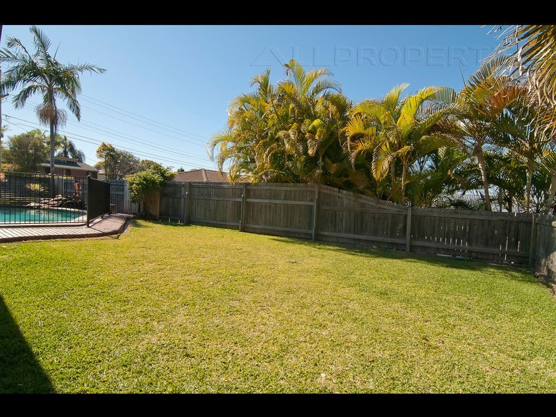 37 Brentwood Drive, Daisy Hill QLD 4127