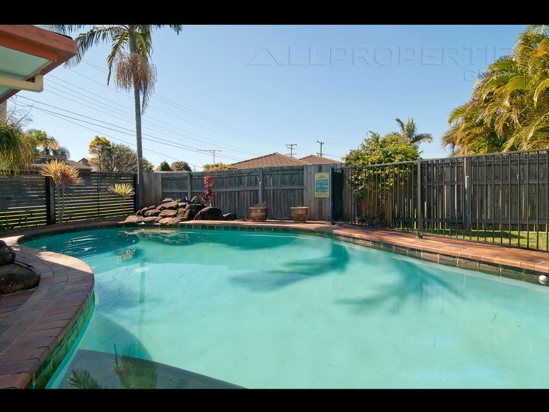 37 Brentwood Drive, Daisy Hill QLD 4127