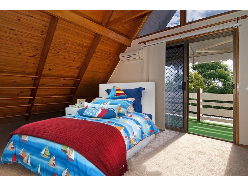 3 Young Court, Springwood QLD 4127