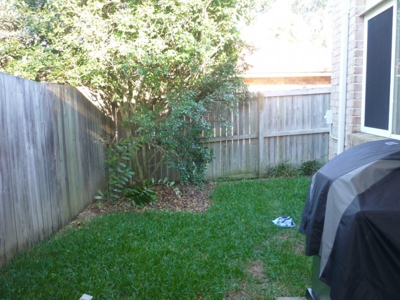 4 Windsor Place, Forest Lake QLD 4078