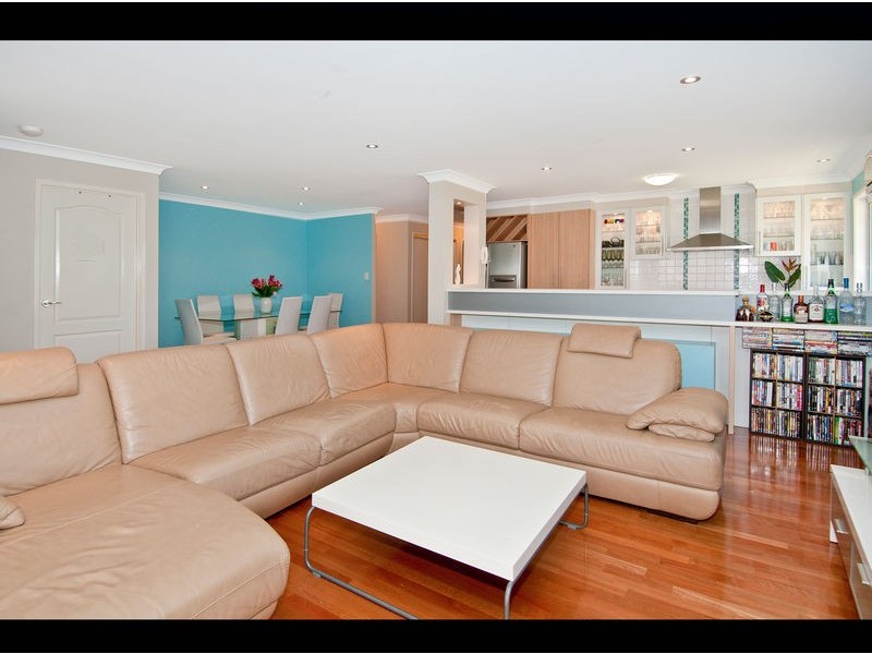 3 Gregory Close, Forest Lake QLD 4078