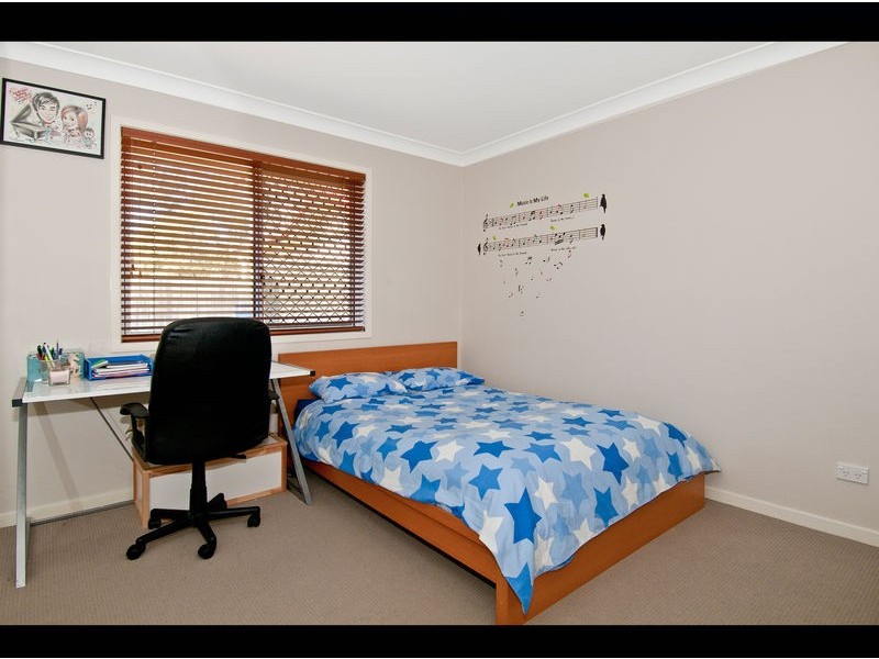 3 Gregory Close, Forest Lake QLD 4078