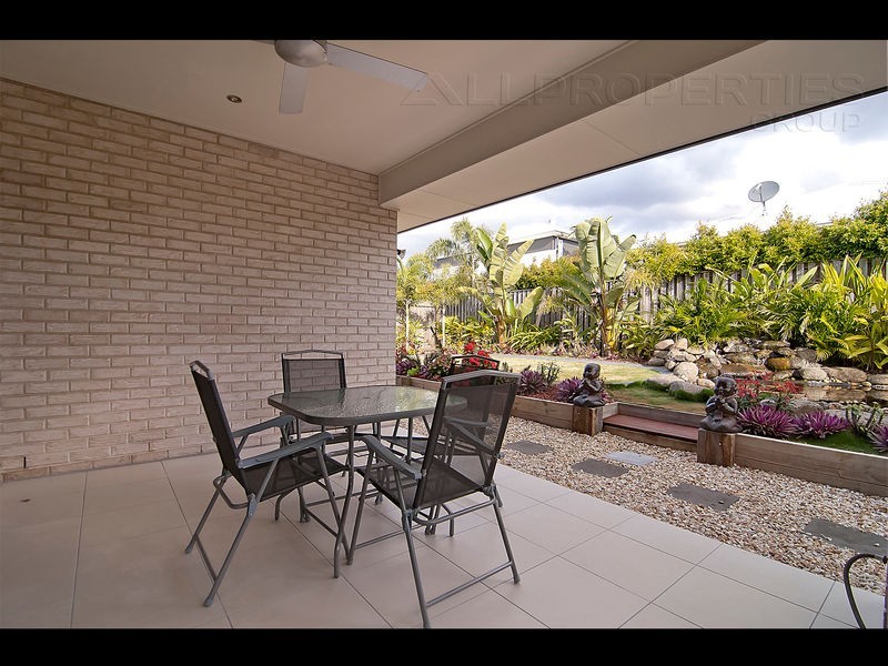 9 Boxwood Close, Heathwood QLD 4110