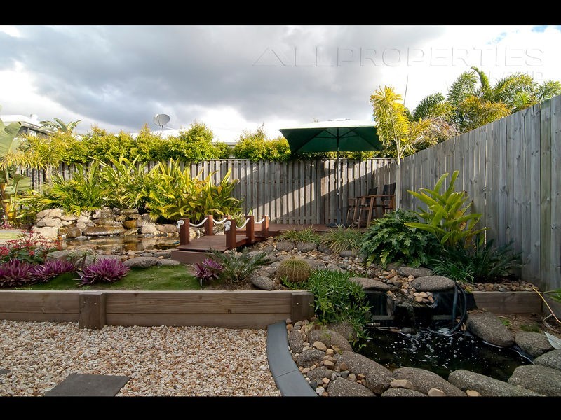 9 Boxwood Close, Heathwood QLD 4110