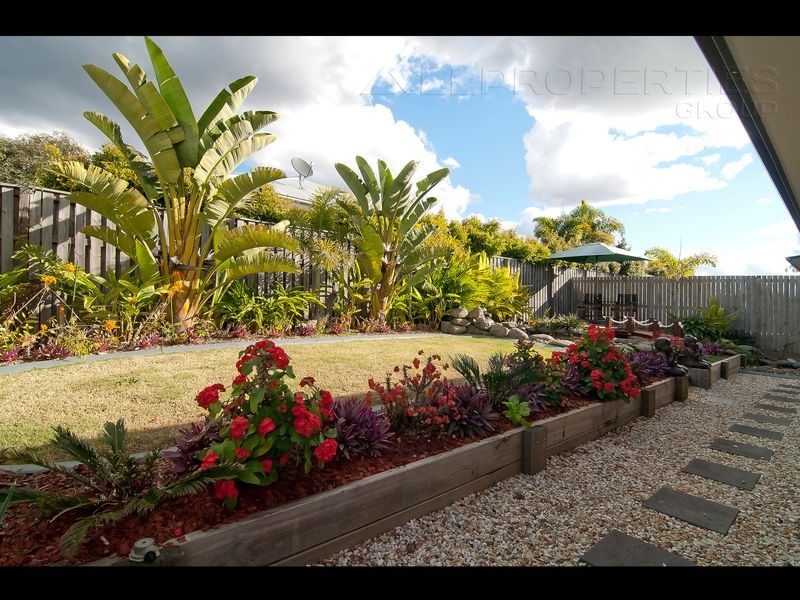 9 Boxwood Close, Heathwood QLD 4110