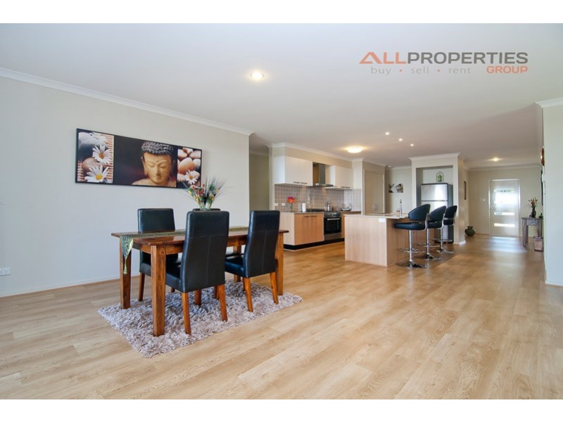 25 Stringybark Place, Heathwood QLD 4110