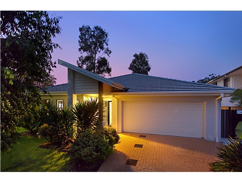 4 Cypress Street, Heathwood QLD 4110