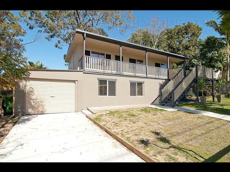22 Ashton Street, Kingston QLD 4114