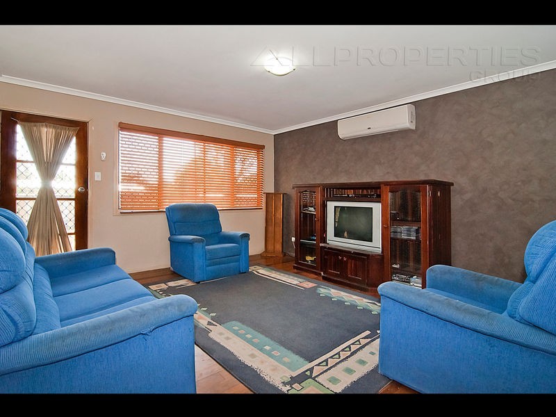 22 Ashton Street, Kingston QLD 4114