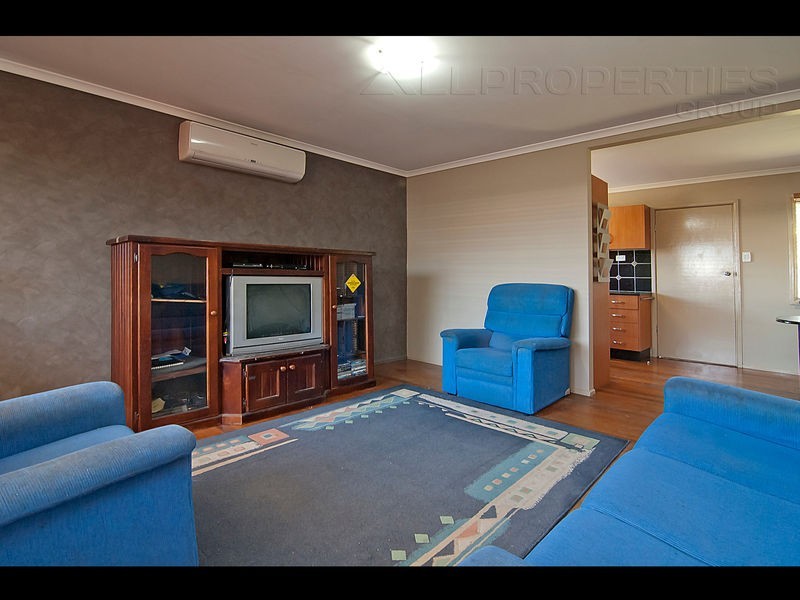 22 Ashton Street, Kingston QLD 4114