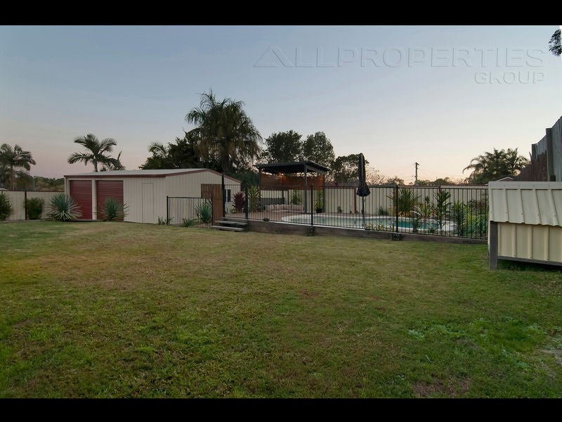 178 Emerald Drive, Regents Park QLD 4118