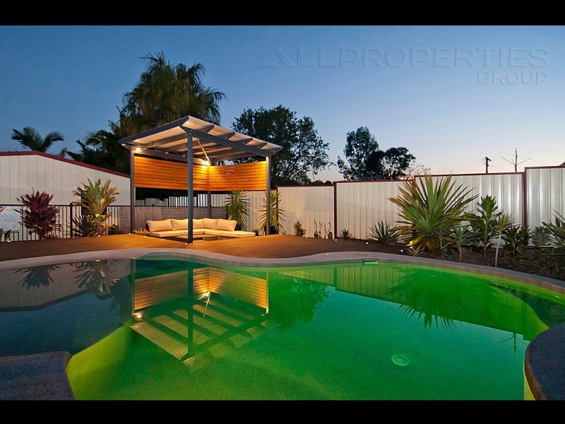 178 Emerald Drive, Regents Park QLD 4118