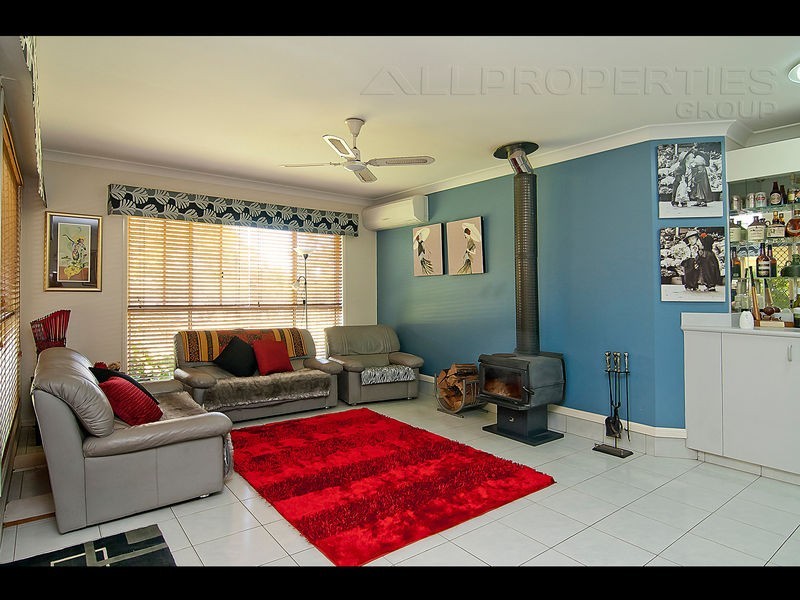 96 Greenhill Road, Munruben QLD 4125