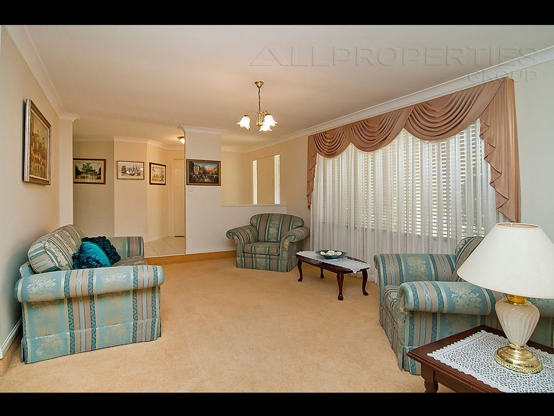 96 Greenhill Road, Munruben QLD 4125
