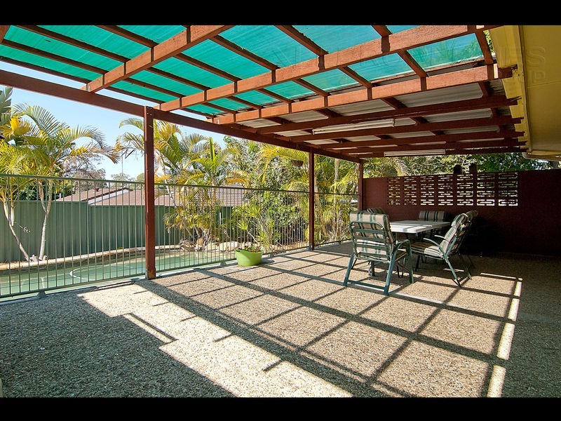 4 Pine Crescent, Browns Plains QLD 4118