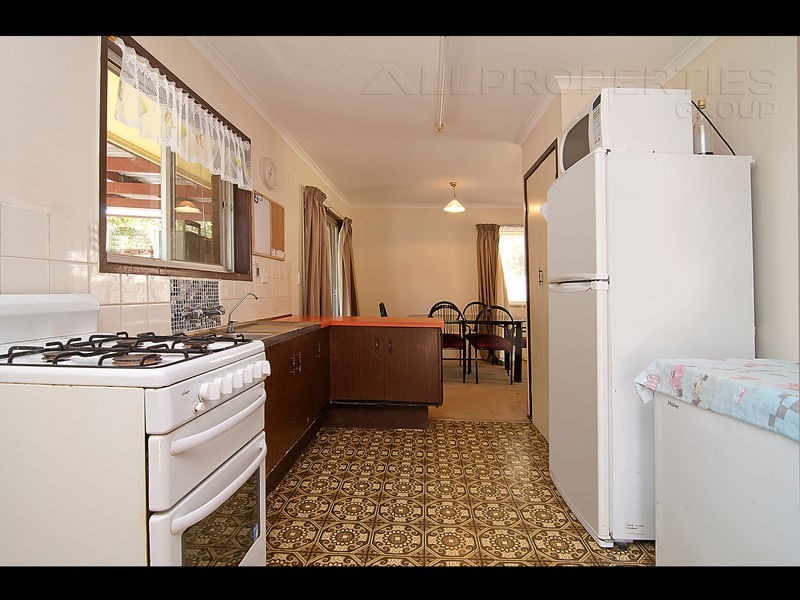4 Pine Crescent, Browns Plains QLD 4118