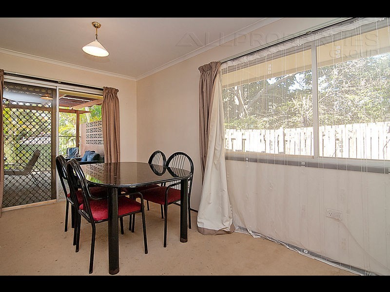 4 Pine Crescent, Browns Plains QLD 4118