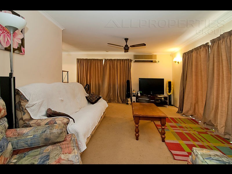 4 Pine Crescent, Browns Plains QLD 4118
