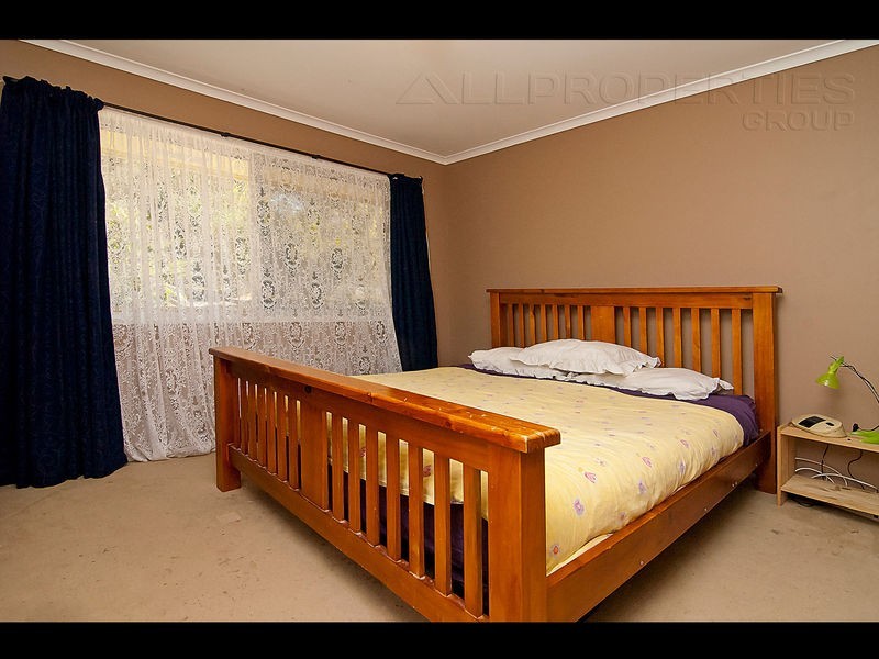4 Pine Crescent, Browns Plains QLD 4118