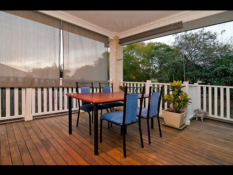 87 LAMBERTH ROAD, Regents Park QLD 4118