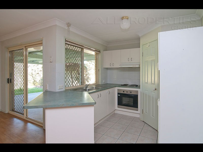 29 MURRUMBIDGEE STREET, Hillcrest QLD 4118
