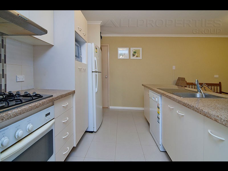 19 Murrumbidgee Street, Hillcrest QLD 4118