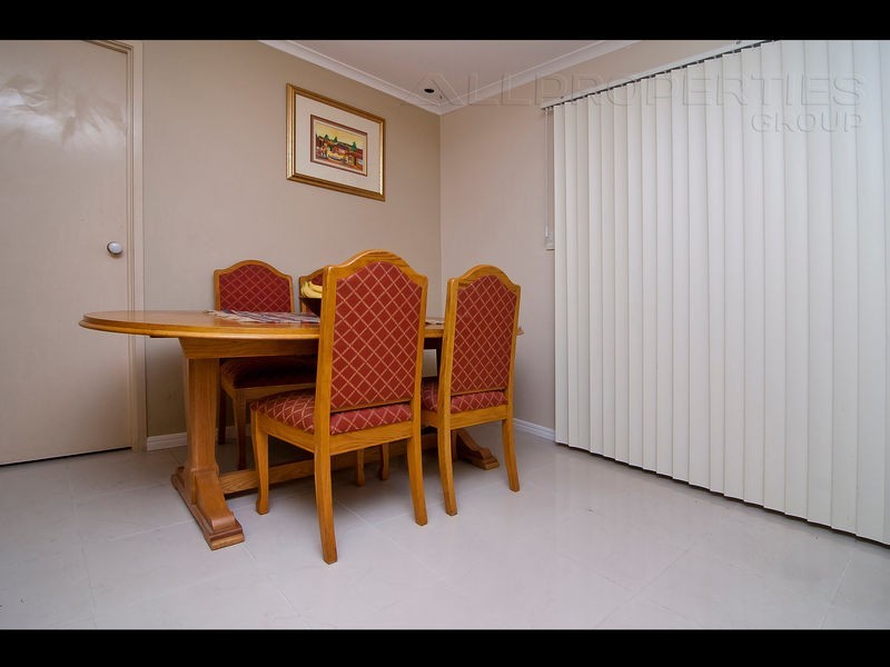 19 Murrumbidgee Street, Hillcrest QLD 4118