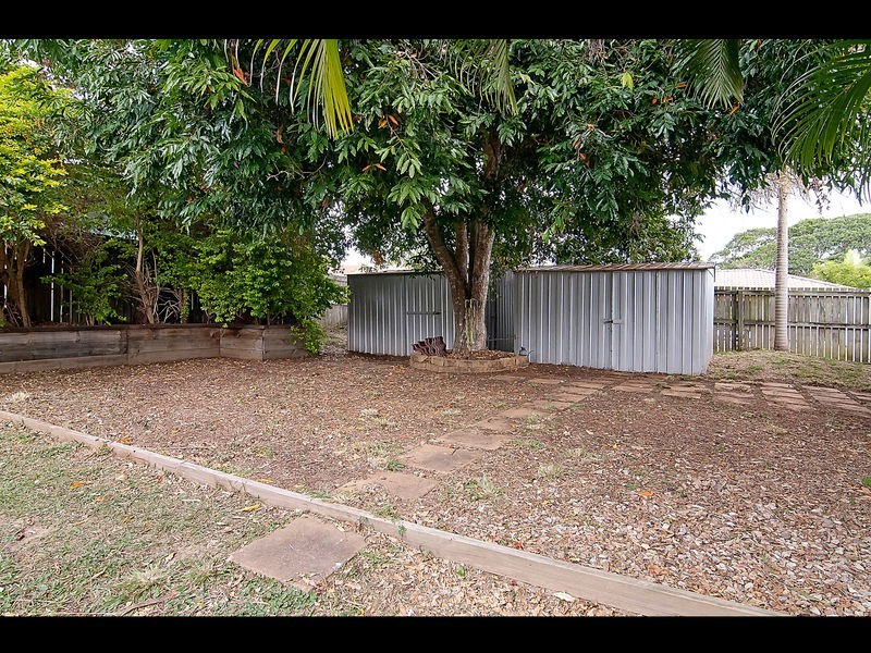 16 Diamantina Street, Hillcrest QLD 4118