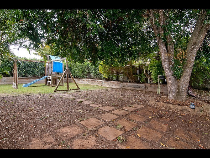 16 Diamantina Street, Hillcrest QLD 4118