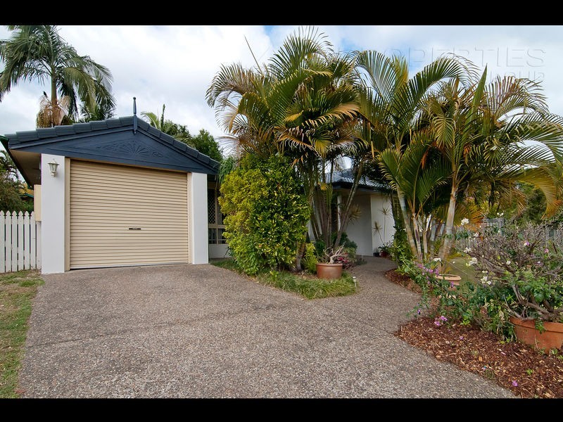 16 Diamantina Street, Hillcrest QLD 4118