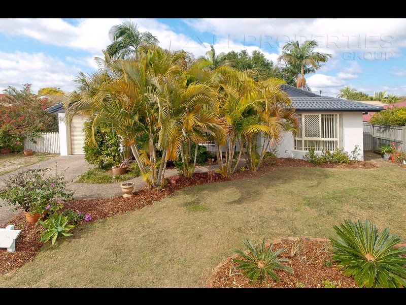 16 Diamantina Street, Hillcrest QLD 4118