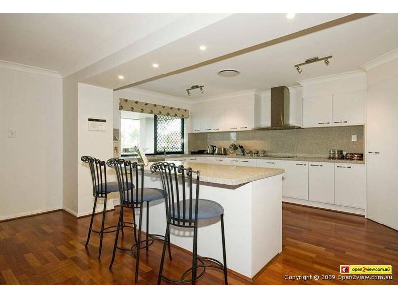 17 Stringybark Place, Heathwood QLD 4110