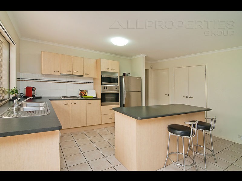 91 Prospect St, Parkinson QLD 4115