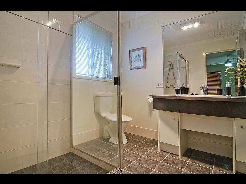 91 Prospect St, Parkinson QLD 4115