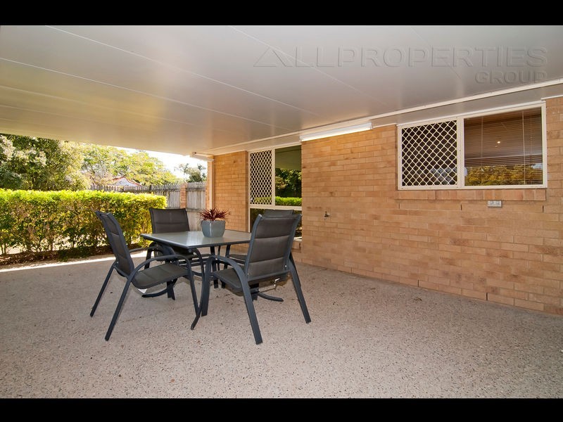 4 Bethany Place, Parkinson QLD 4115
