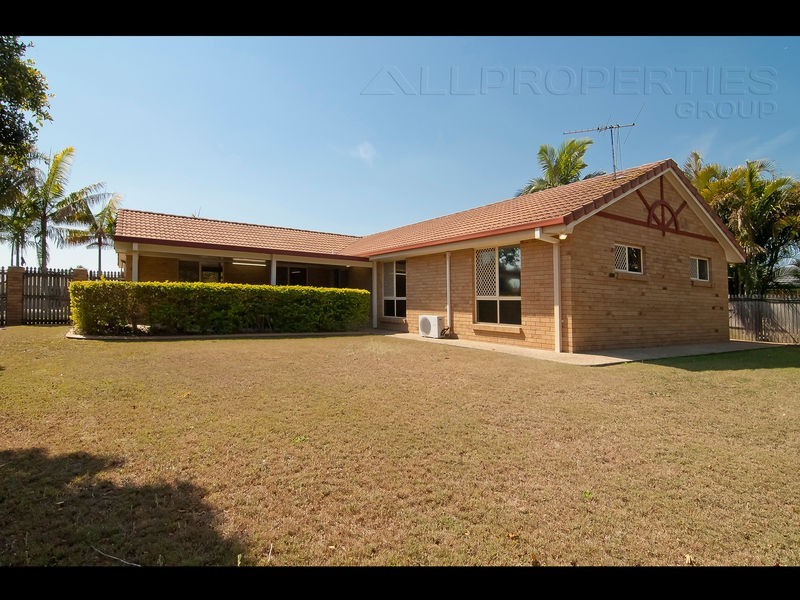 4 Bethany Place, Parkinson QLD 4115