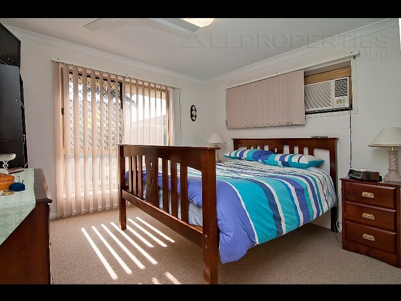 2 Wilhelm Drive, Windaroo QLD 4207